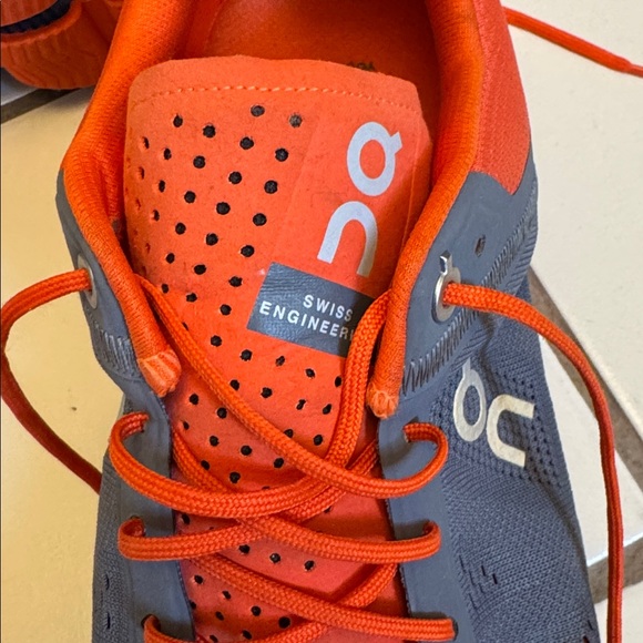 Men’s On Clouds Cloudsurfer Running Shoes Sneakers Orange Gray - Picture 8 of 9